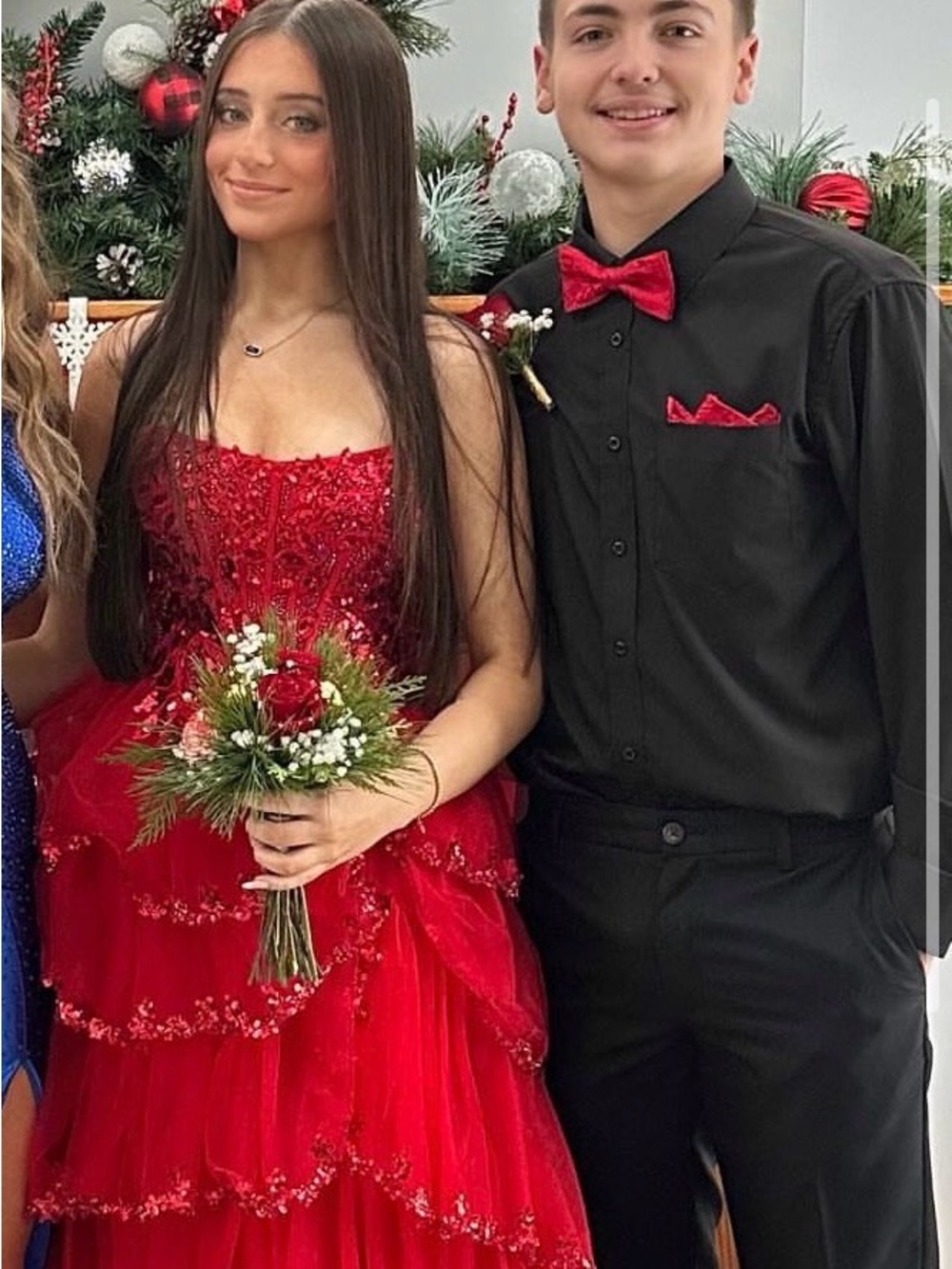Glamorous Red Tiered Tulle Prom Gown with Sequin Bodice - Picture 3 of 6